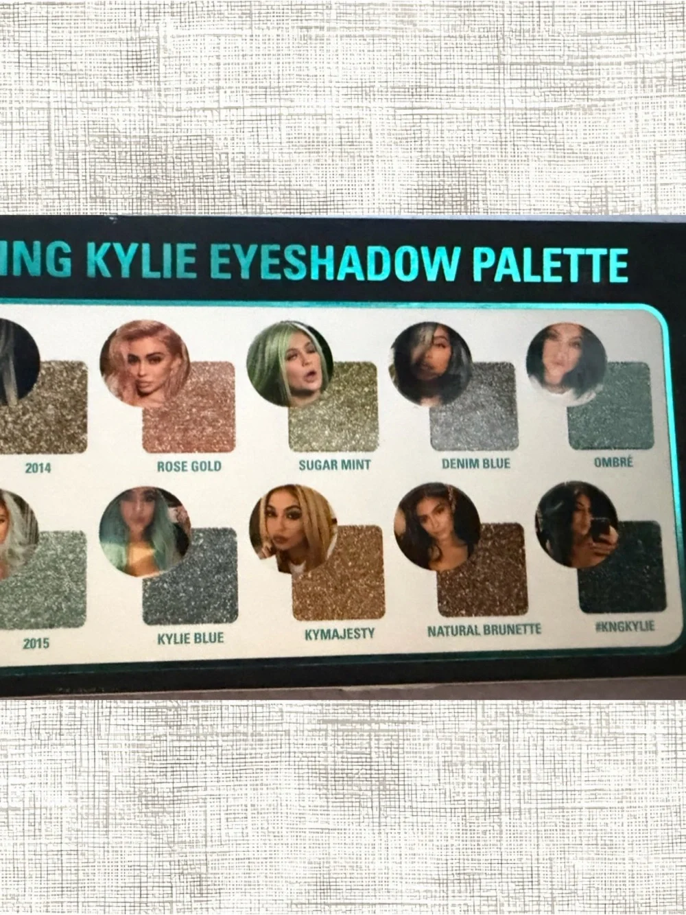 King Kylie Pressed Shimmer Eyeshadow Palette - Limited edition ♥️